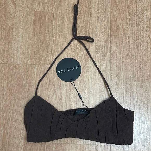 White Fox Boutique Tops - ✨ NWT White Fox Beautiful People Crop in Chocolate ✨